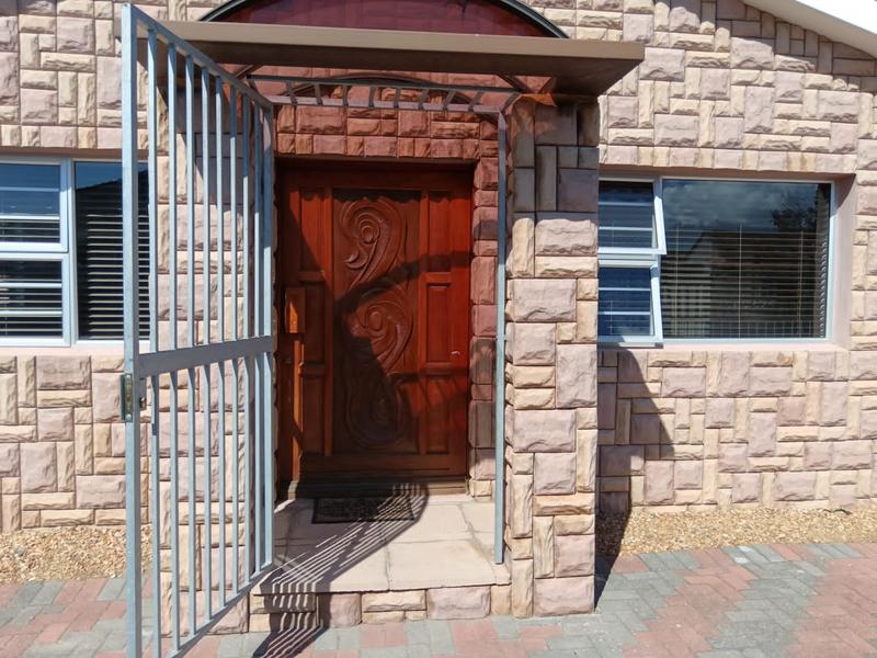 3 Bedroom Property for Sale in Heathfield Western Cape